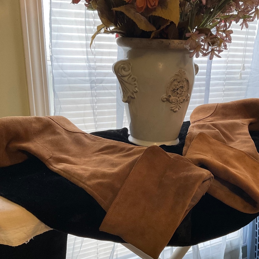 Suede Knee -High Boots